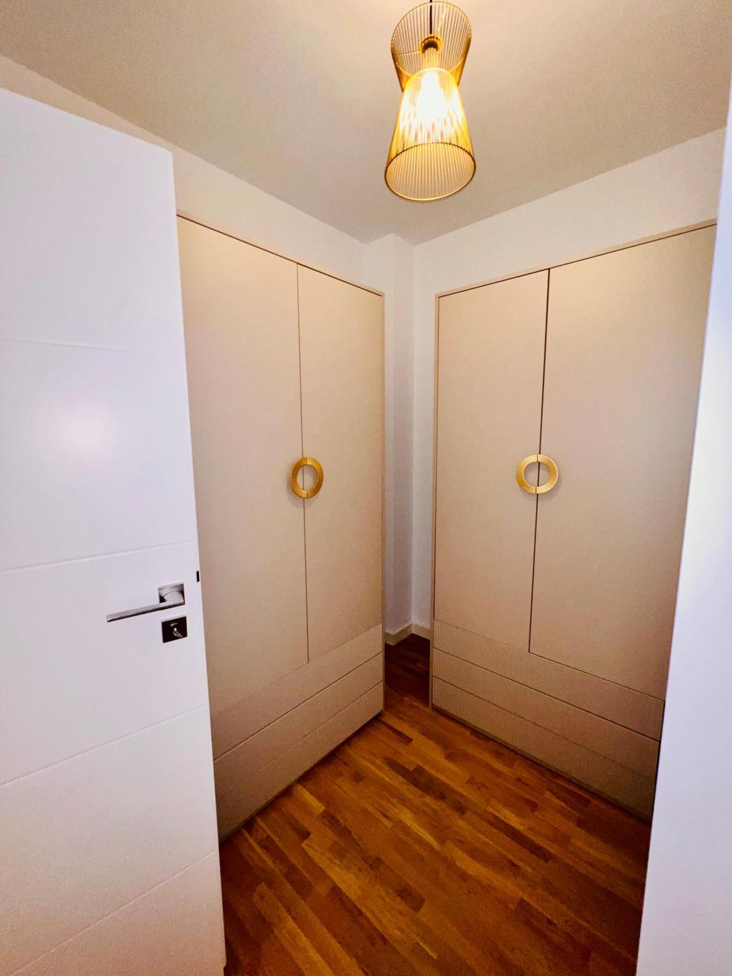 Cosy Stay Bucarest Esterno foto